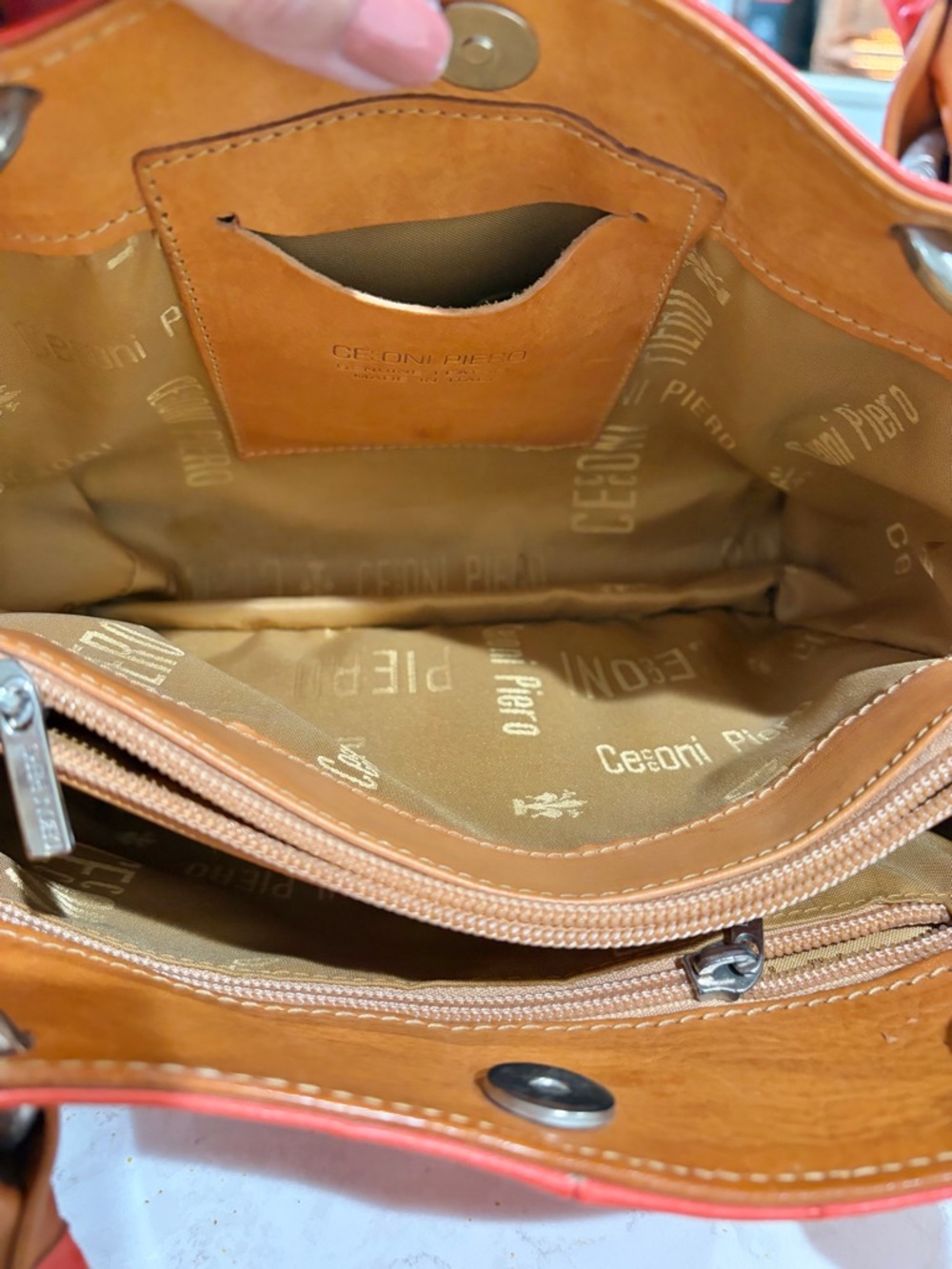 Ostrich-embossed petite leather handbag by Cecconi Piero Made in Italy - Picture 12 of 14